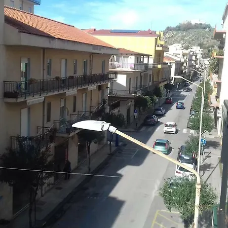 Relax In Centro Apartment Capo d'Orlando